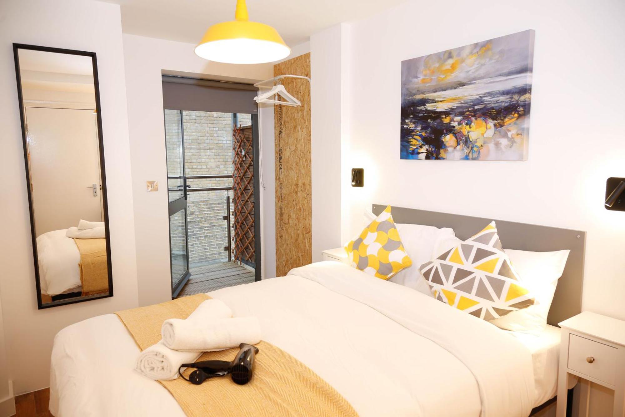 New Luxury Rooms In The Heart Of London Next To Shops, Cafes, Bars & Metro With Shared Bathrooms Exterior foto